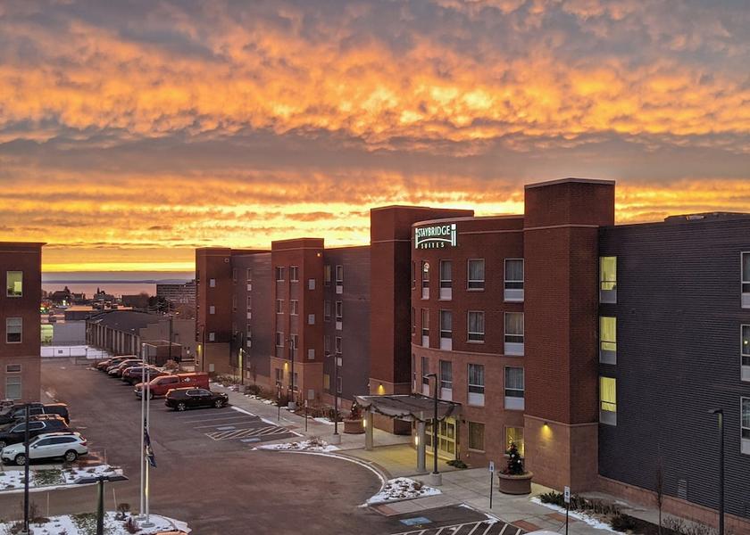 Michigan Marquette Exterior Detail