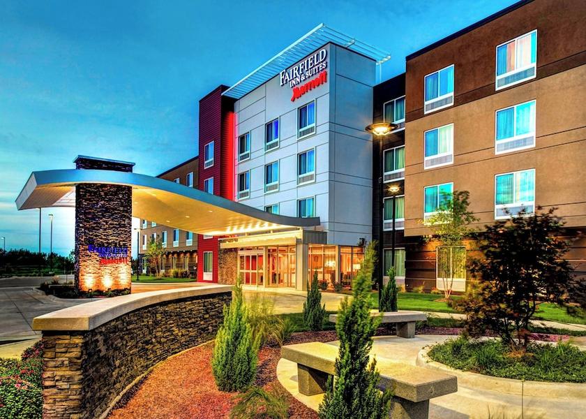 Michigan Lansing Exterior Detail