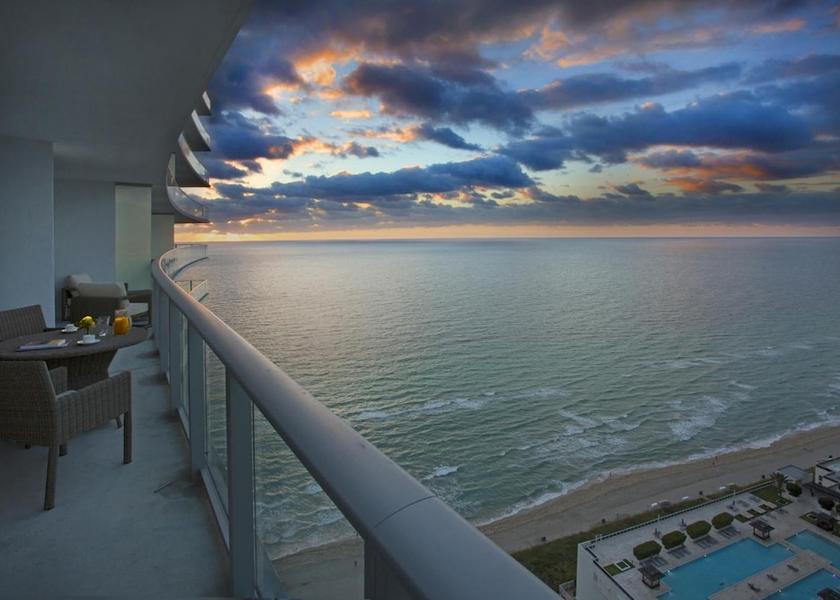 Florida Hollywood Balcony
