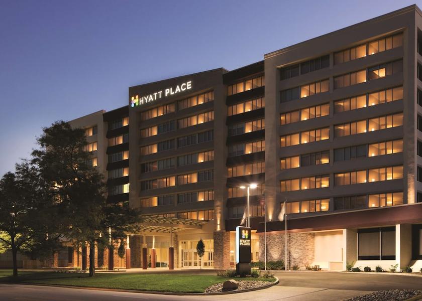 Illinois Rosemont Exterior