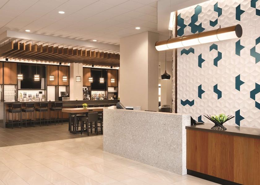 Illinois Rosemont Lobby