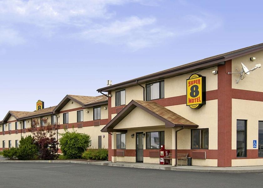 Oregon Pendleton Exterior Detail