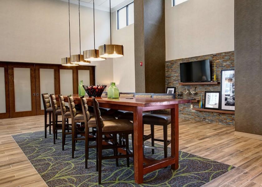 Maryland Aberdeen Lobby