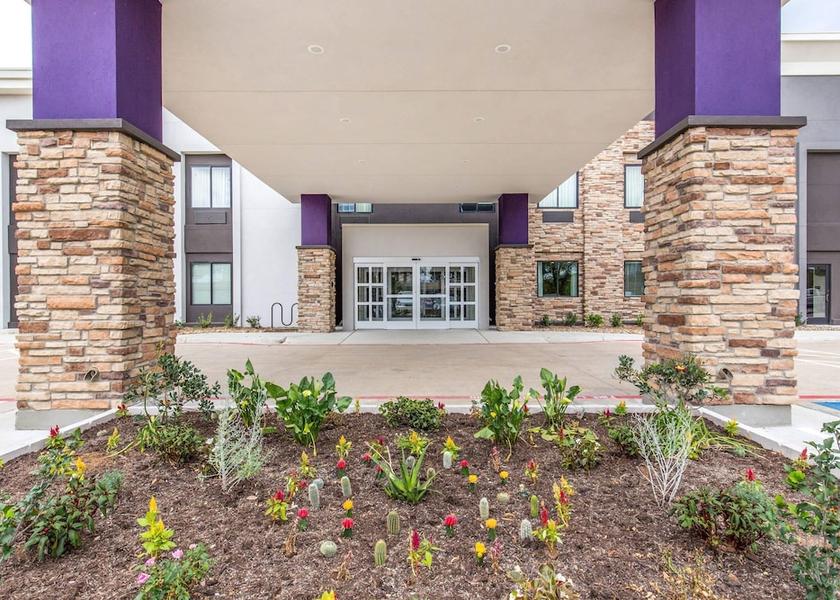 Texas Dallas Exterior