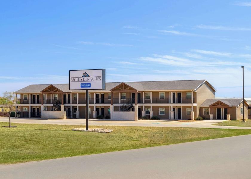 Texas Cotulla Exterior Detail