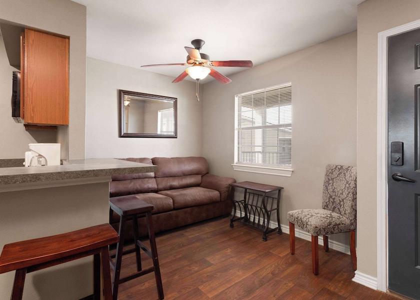 Texas Cotulla Living Area