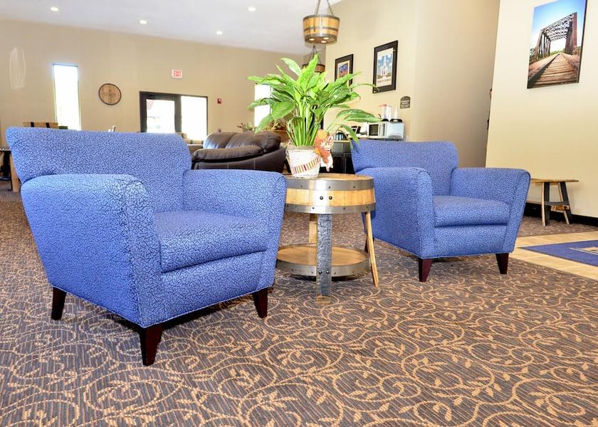 Iowa Manning Lobby sitting area