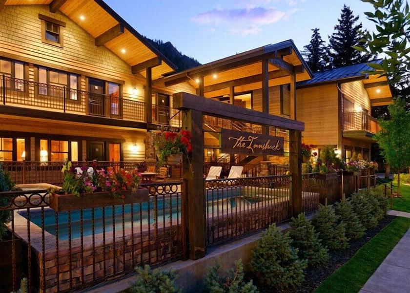 Colorado Aspen Exterior Detail