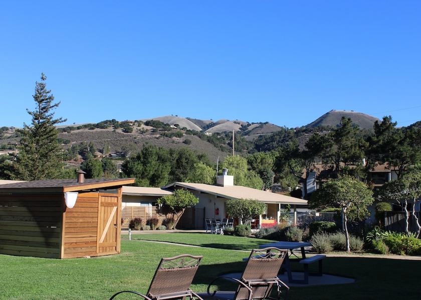 California Carmel Valley Exterior Detail
