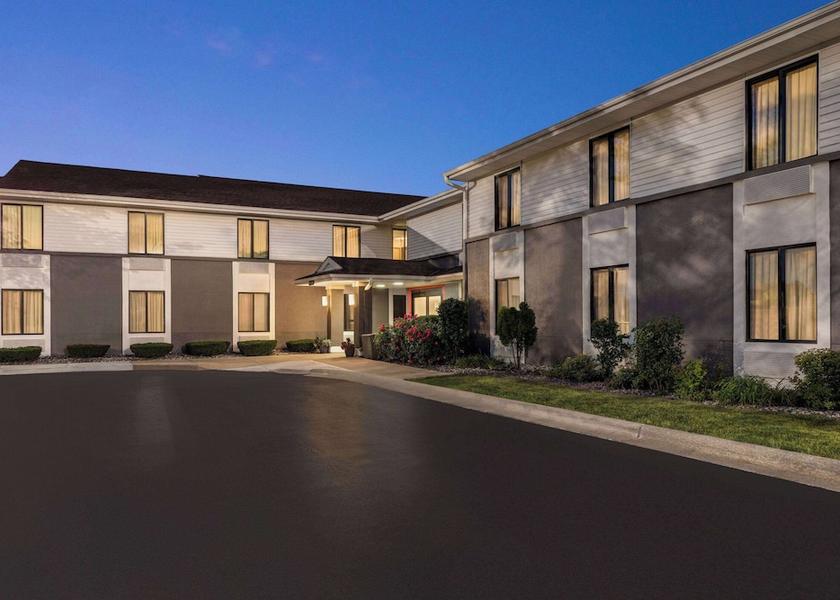 Wisconsin Germantown Exterior Detail