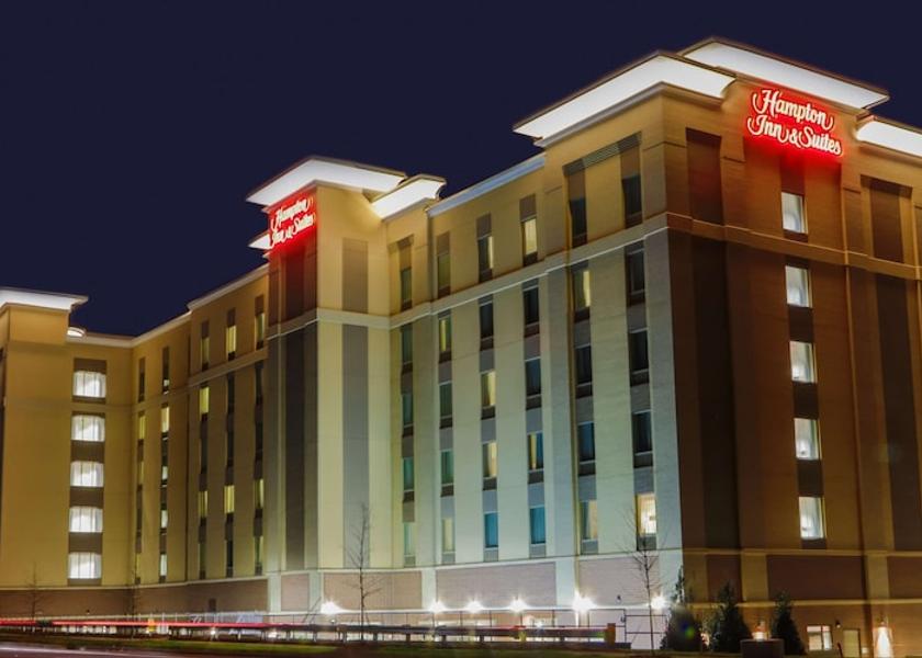 North Carolina Charlotte Exterior Detail