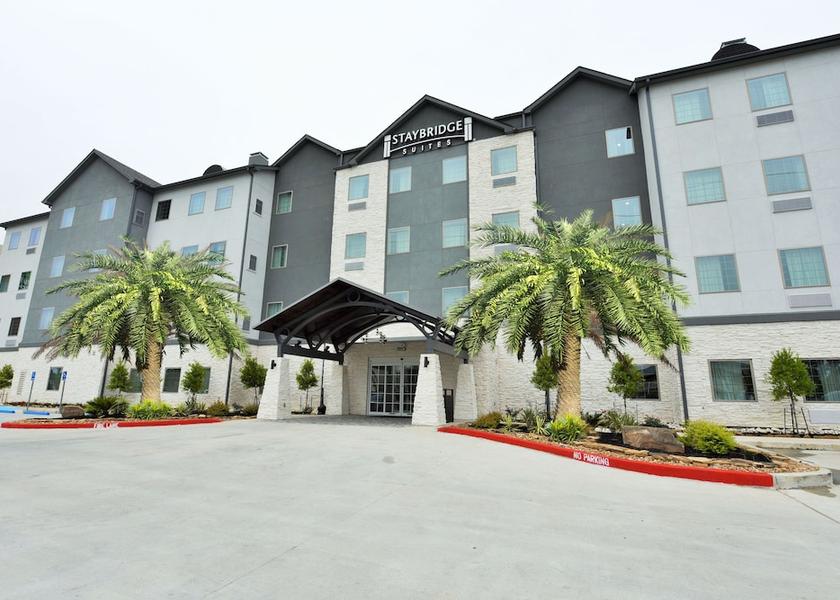 Louisiana Lake Charles Exterior Detail