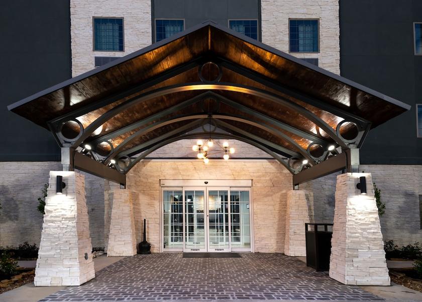 Louisiana Lake Charles Exterior Detail