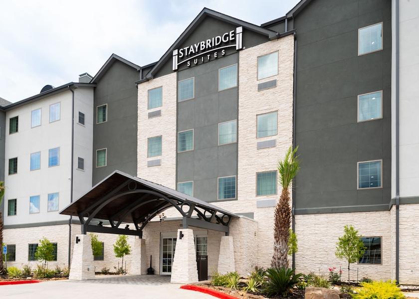 Louisiana Lake Charles Exterior Detail