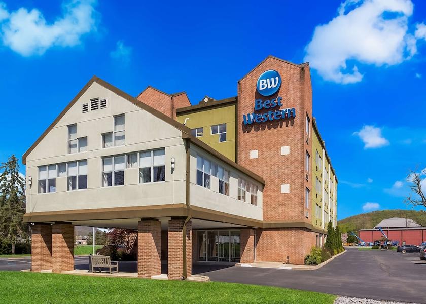 Pennsylvania Lock Haven Exterior Detail