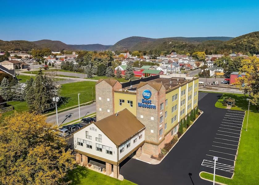 Pennsylvania Lock Haven Exterior Detail