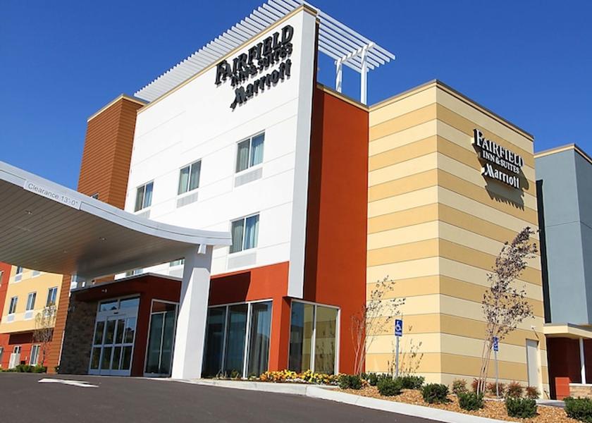 Kentucky London Entrance