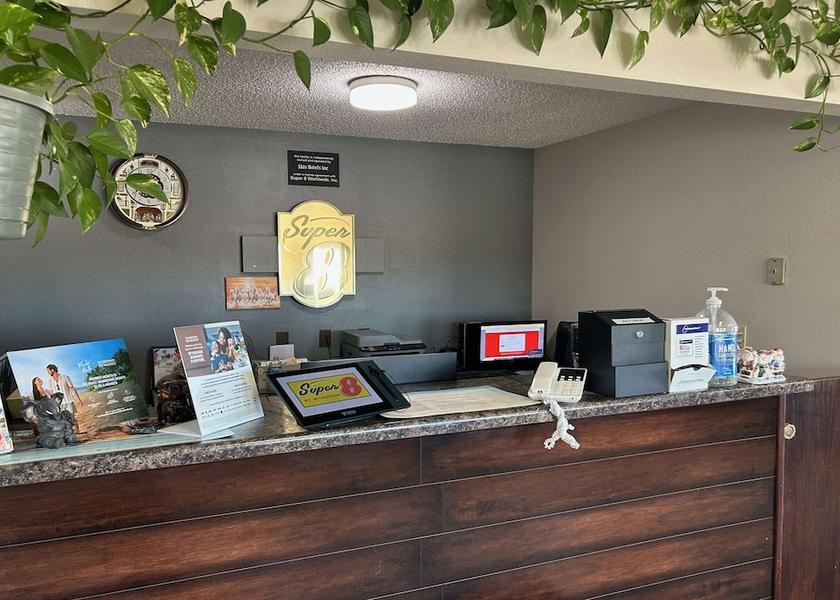 Iowa Perry Lobby