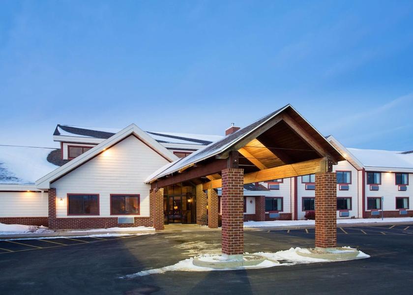 Wisconsin New London Exterior Detail