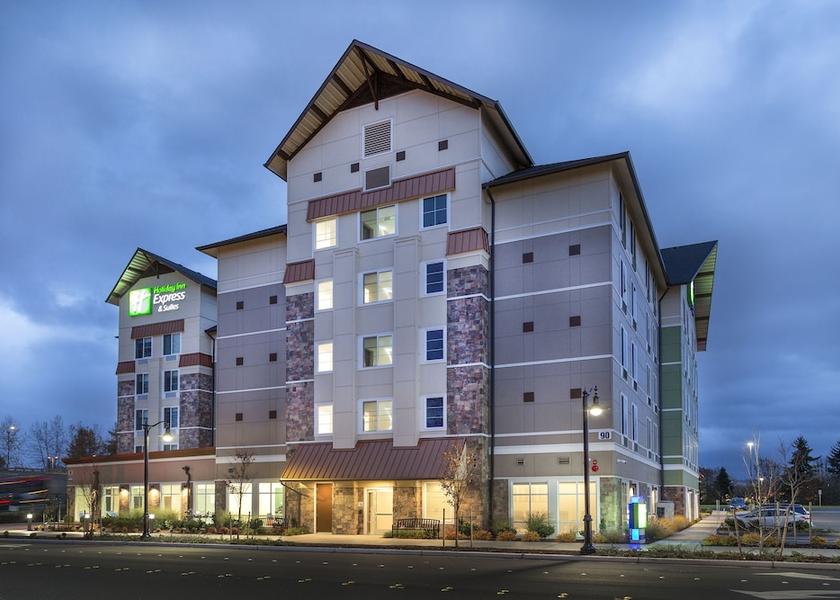 Washington Tukwila Exterior Detail