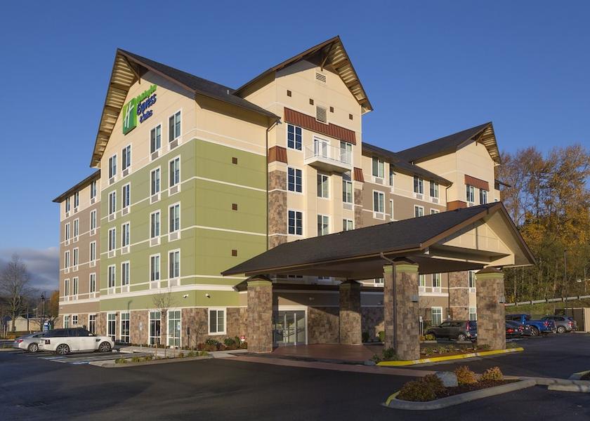 Washington Tukwila Exterior Detail