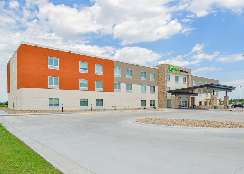 Nebraska Chadron Exterior Detail