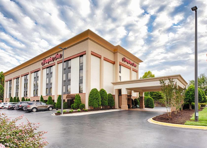 North Carolina Morganton Hotel Exterior