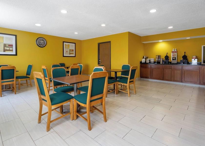 Illinois Harvard Breakfast Area