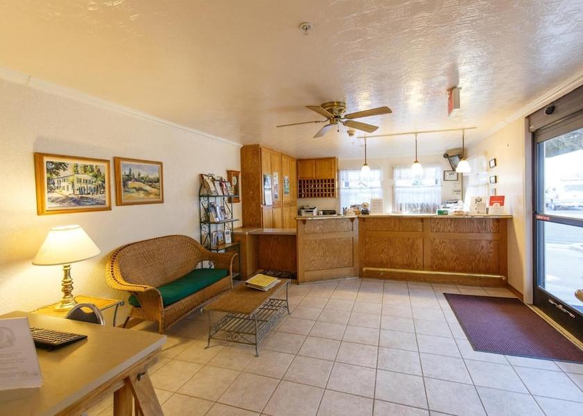 California Murphys Lobby