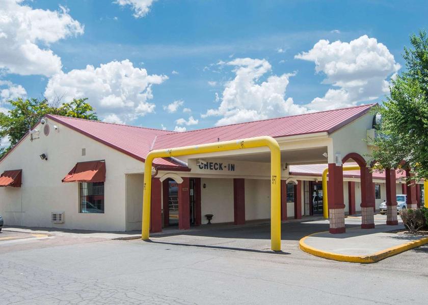 New Mexico Gallup Exterior