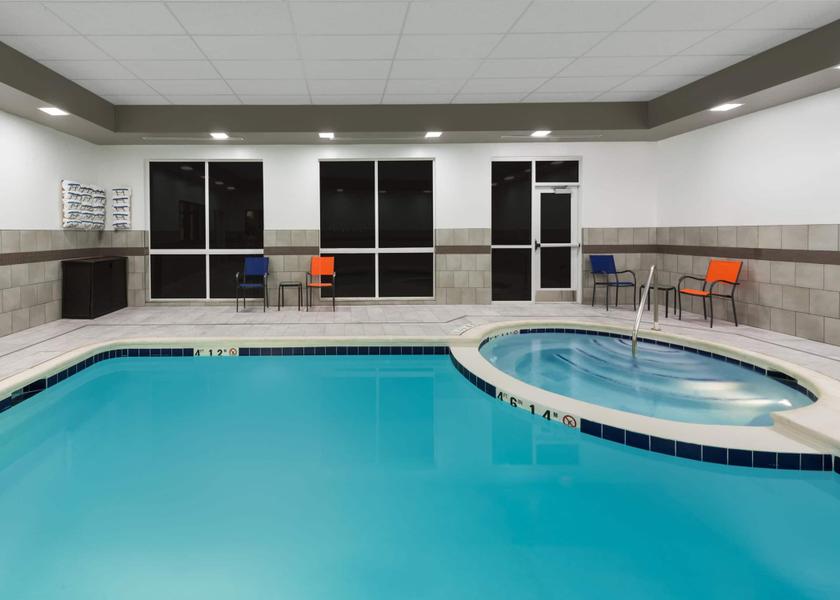 Colorado Loveland Pool