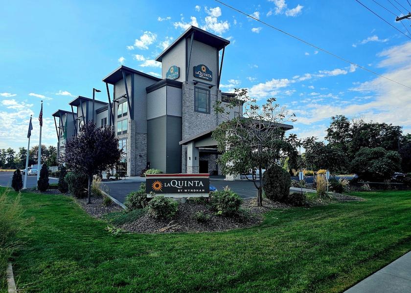 Washington Walla Walla Facade