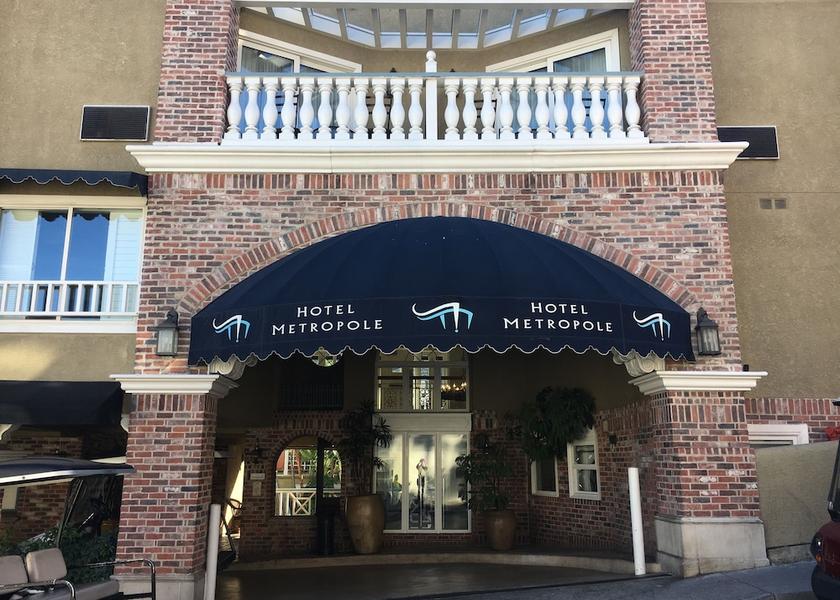 California Avalon Exterior Detail