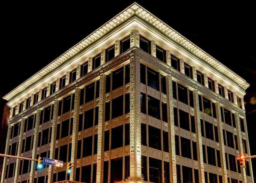 New York Buffalo Facade