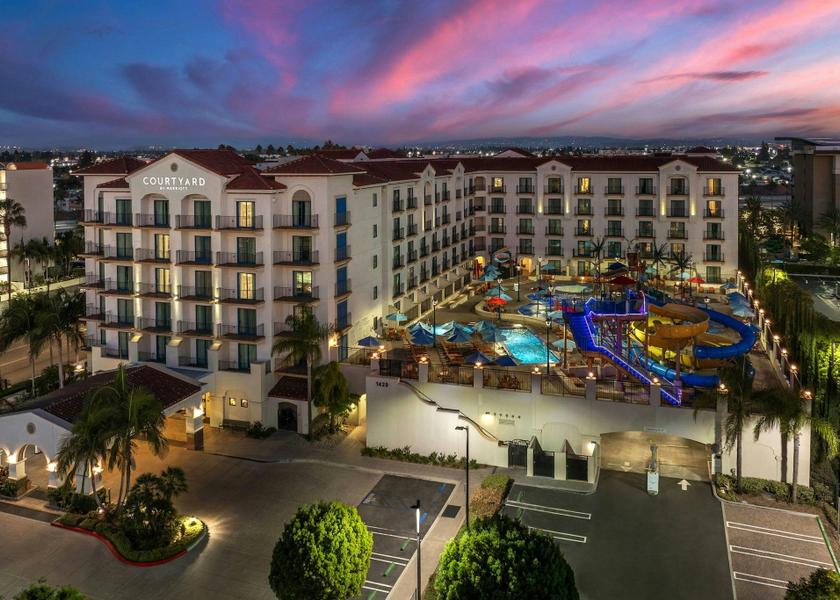 California Anaheim Exterior view