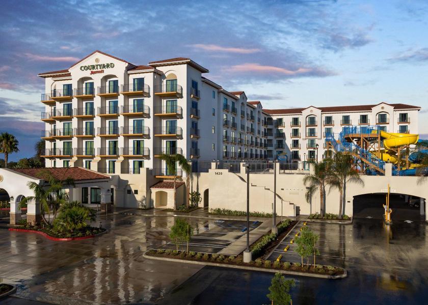 California Anaheim Exterior view