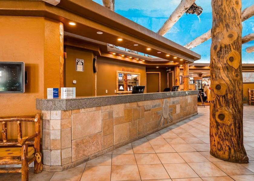 Utah Mount Carmel Lobby