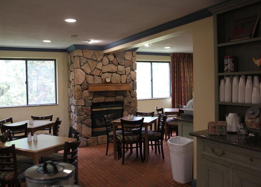 New York Cortland Breakfast area