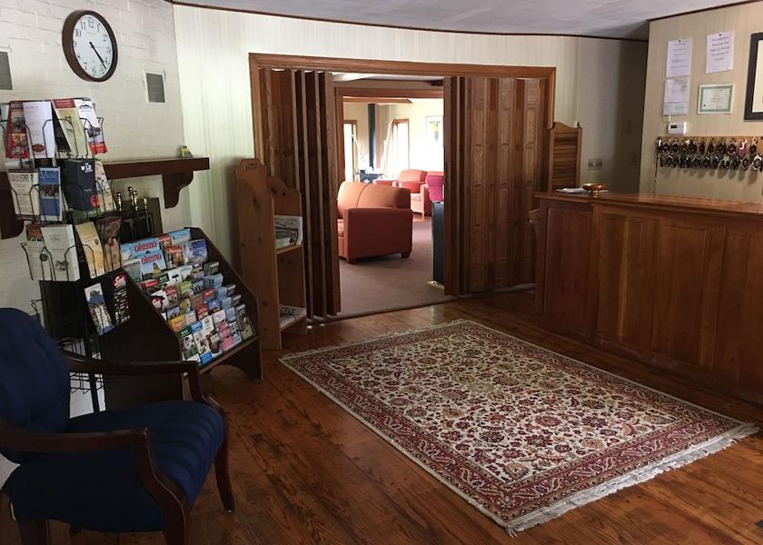 Vermont Manchester Center Interior Entrance