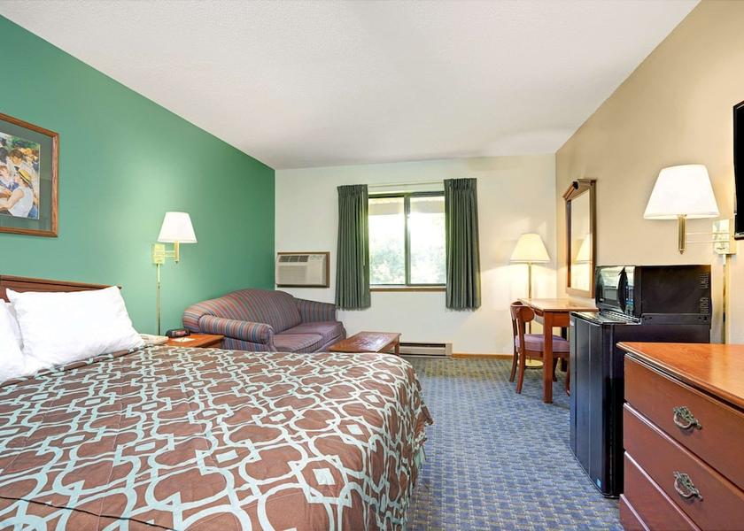 Wisconsin Hudson Room