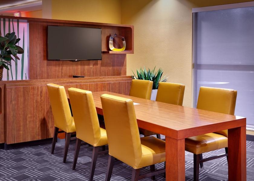 Texas Dickinson Amenity