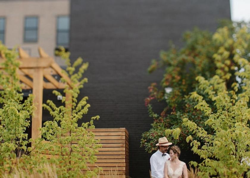 Wisconsin Eau Claire Outdoor Wedding Area