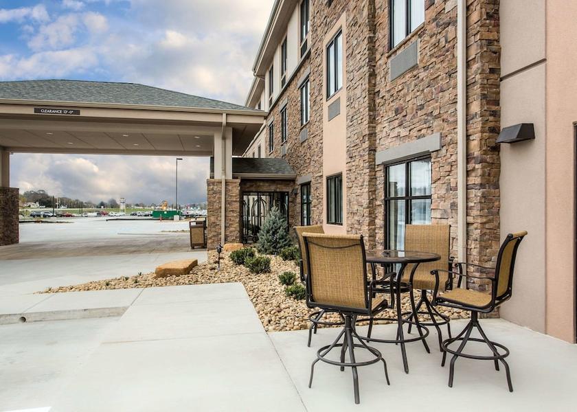 Tennessee Dayton Terrace