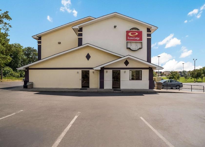 Virginia Fredericksburg Exterior Detail