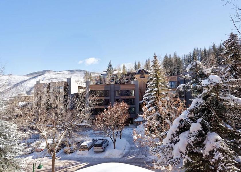 Colorado Aspen Exterior Detail