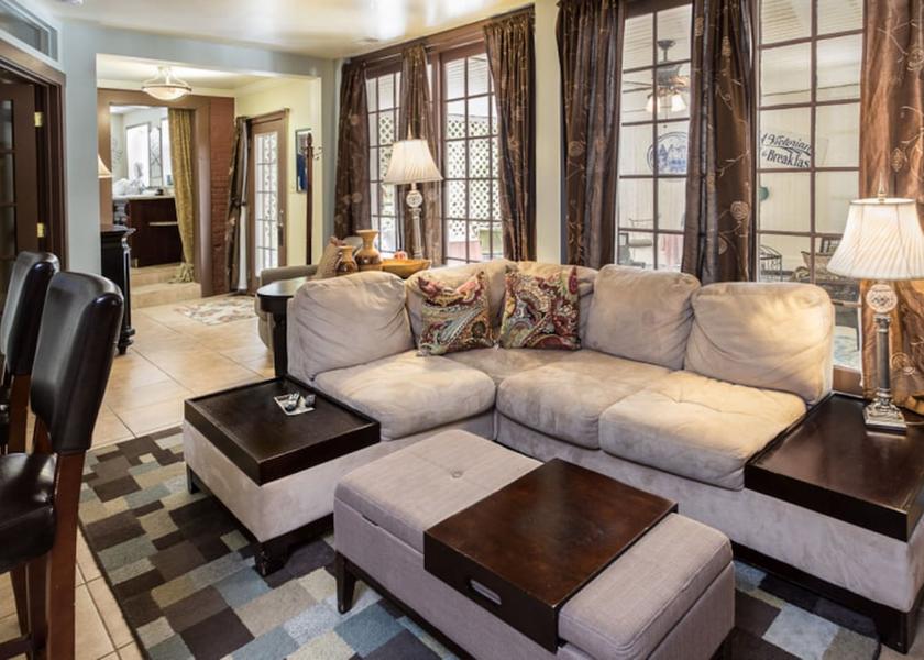 North Carolina Asheville Living Area