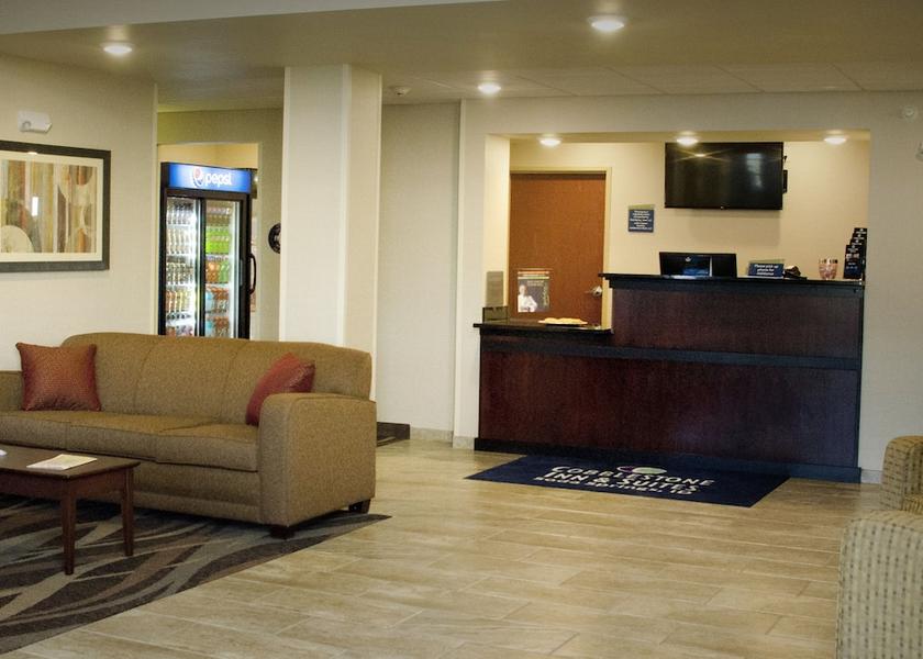 Idaho Soda Springs Lobby