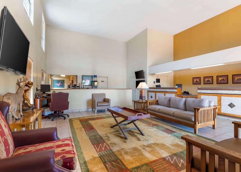 Texas Hallettsville Lobby