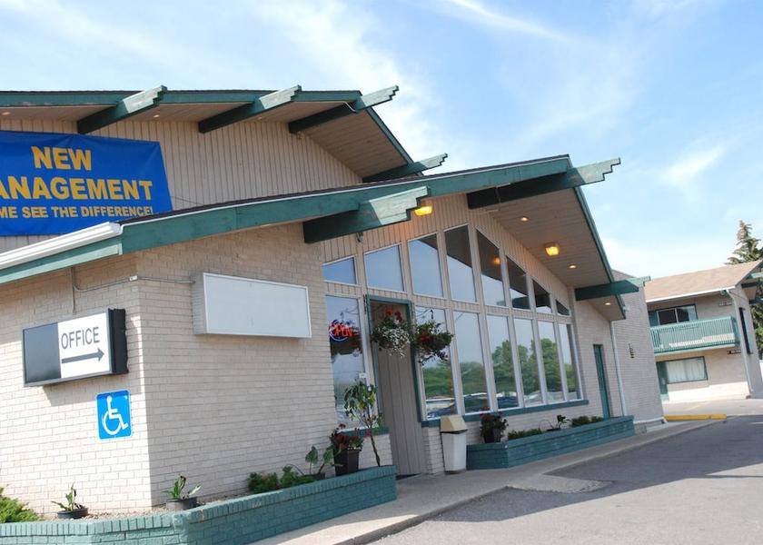 Alberta Lethbridge Exterior Detail