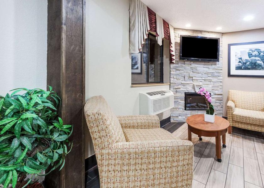 Michigan Sterling Heights Lobby